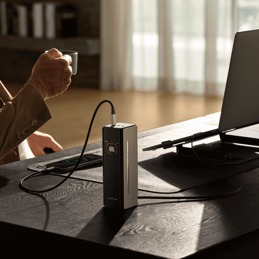 EcoFlow RAPID Pro Powerbank (27 650mAh, 300W, Integriertes 140W Kabel)